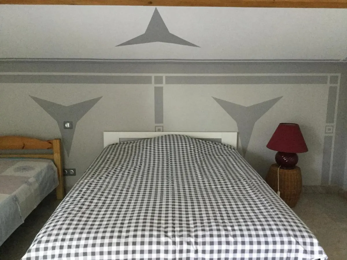 Appartement Les Ecureuils La Roque-d'Antheron Lejlighed